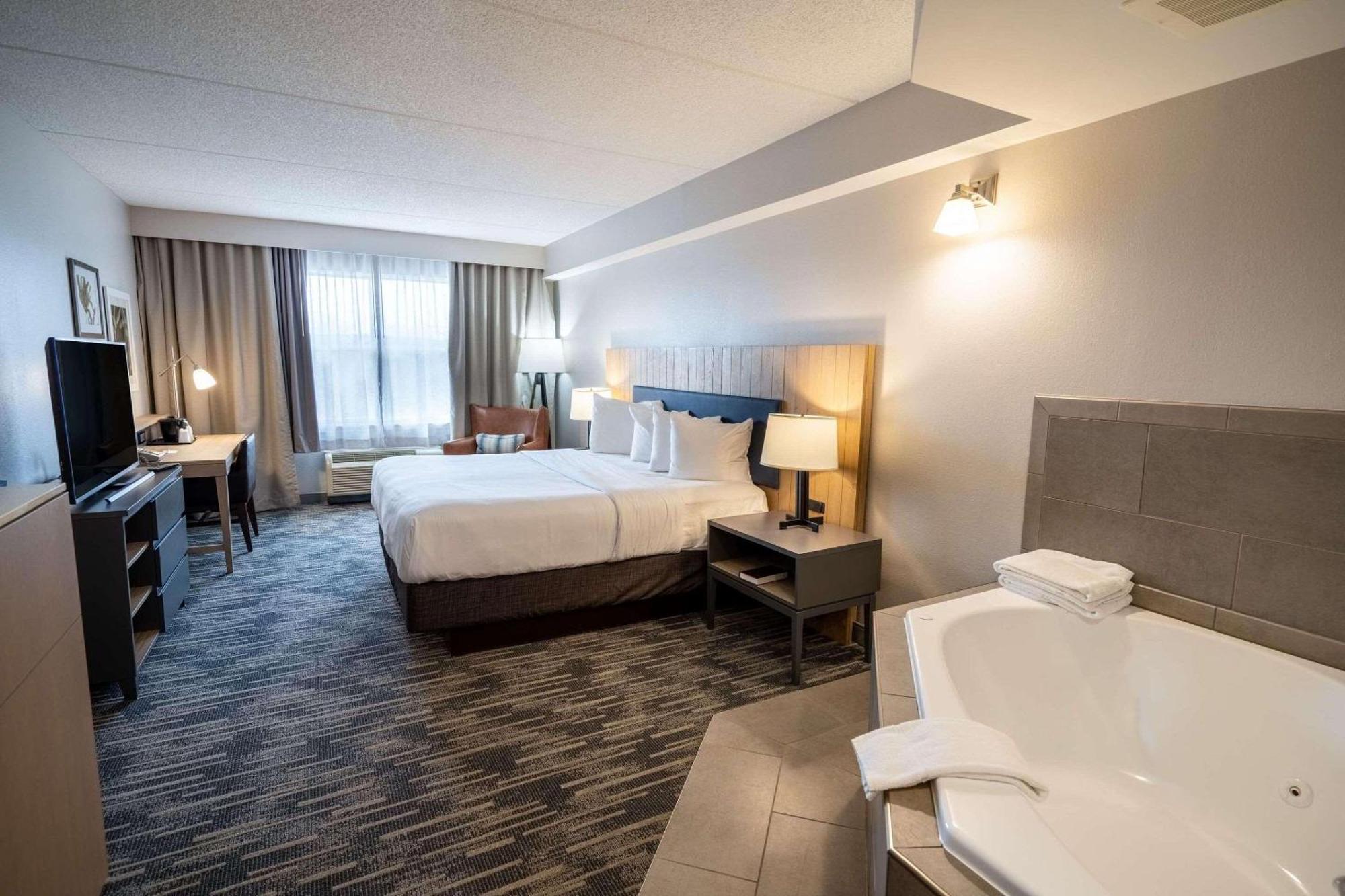 Country Inn & Suites By Radisson, State College Penn State Area , Pa Bagian luar foto