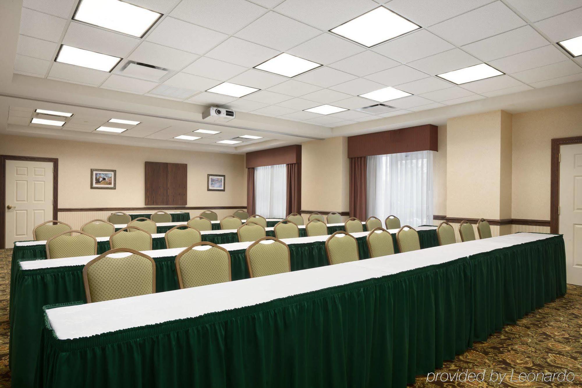 Country Inn & Suites By Radisson, State College Penn State Area , Pa Bagian luar foto